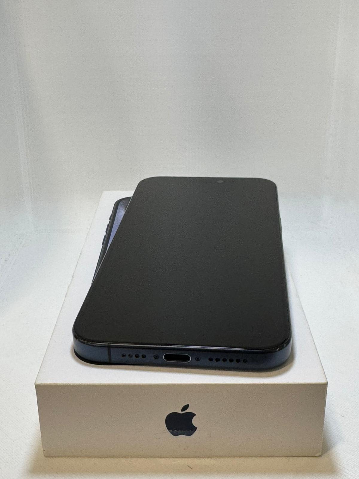 iPhone 15 Pro Max 256 GB Blue Batteria 87%