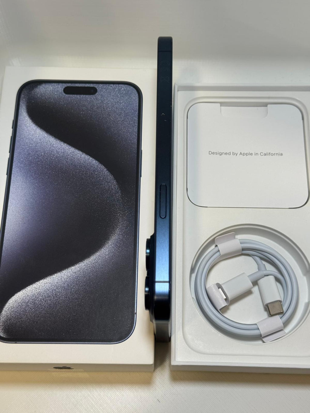 iPhone 15 Pro Max 256 GB Blue Batteria 87%