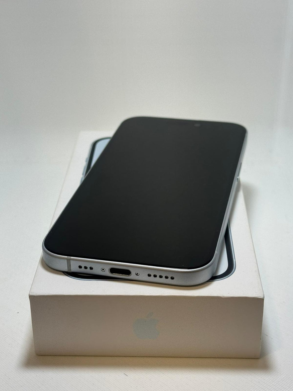 iPhone 15 128 GB blu Batteria 84%