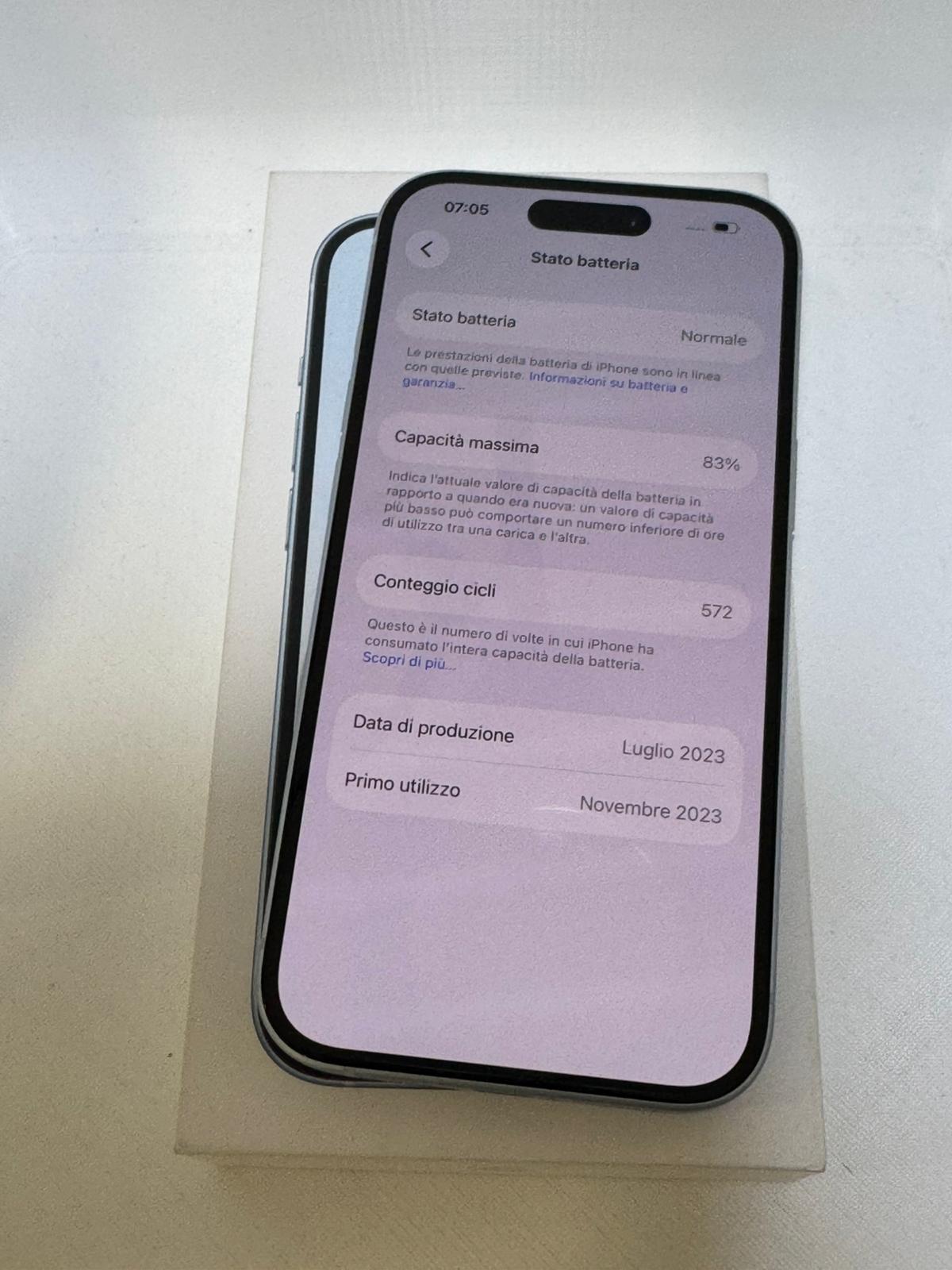 iPhone 15 128 GB blu Batteria 84%