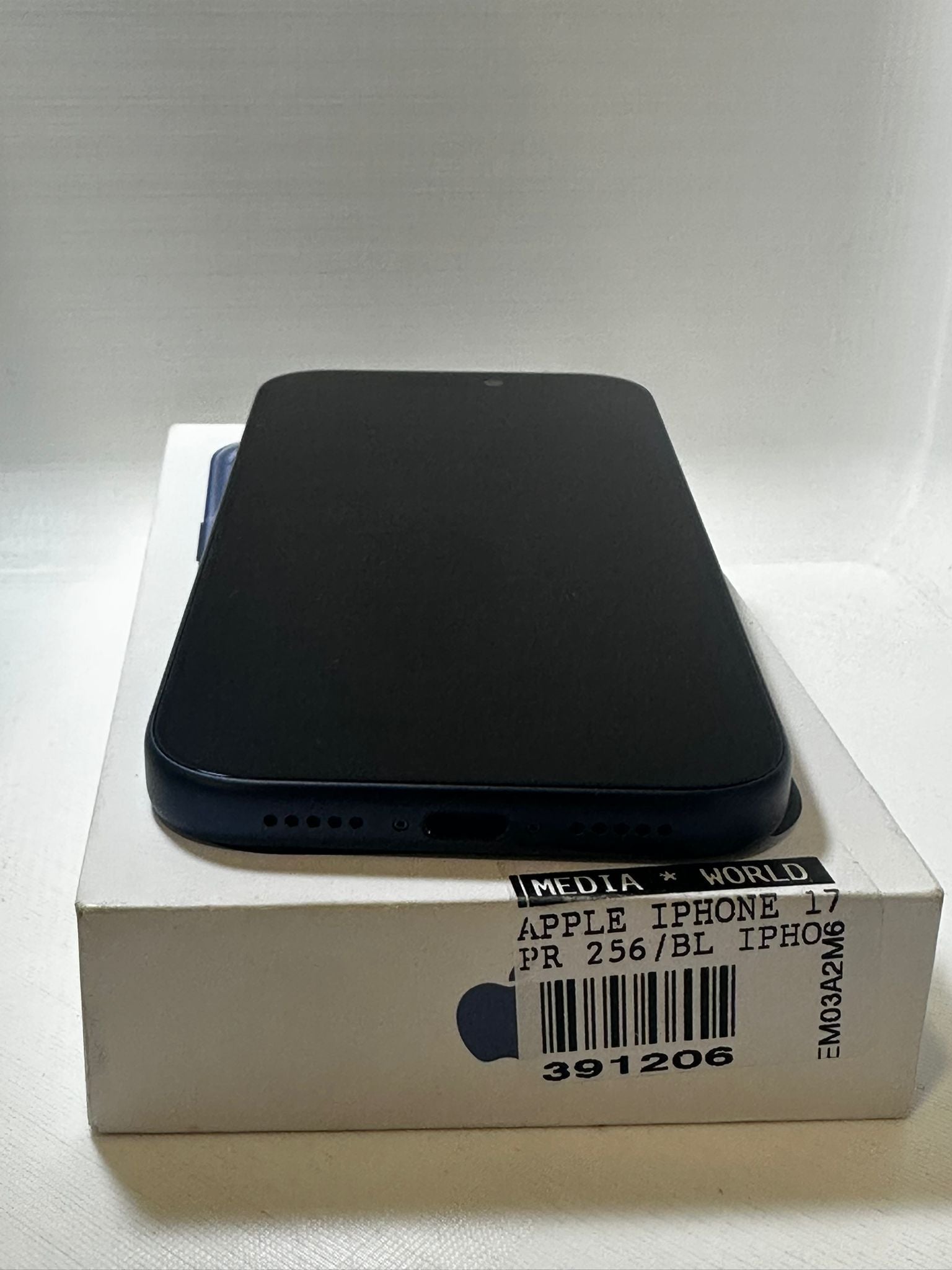 Iphone 17 Pro 256GB Blue