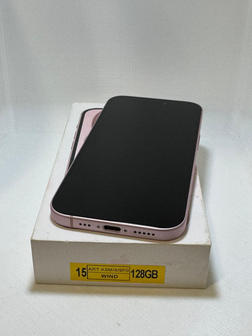 iPhone 15 Rosa 128 GB Batteria 89%